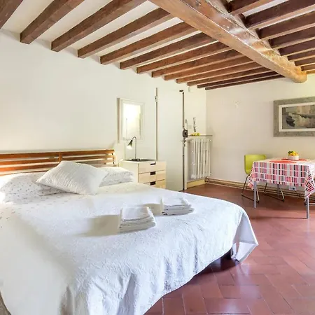 Studio Apt No2 Ancient Palazzo Florenz Exterior foto